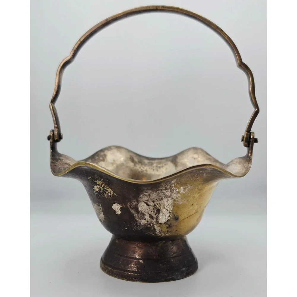 Vintage Silver Tone Metal Scalloped Basket Swing Handle Made in India Patina